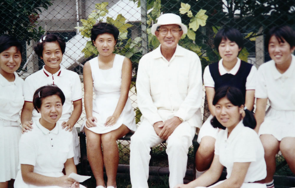 高田成章氏